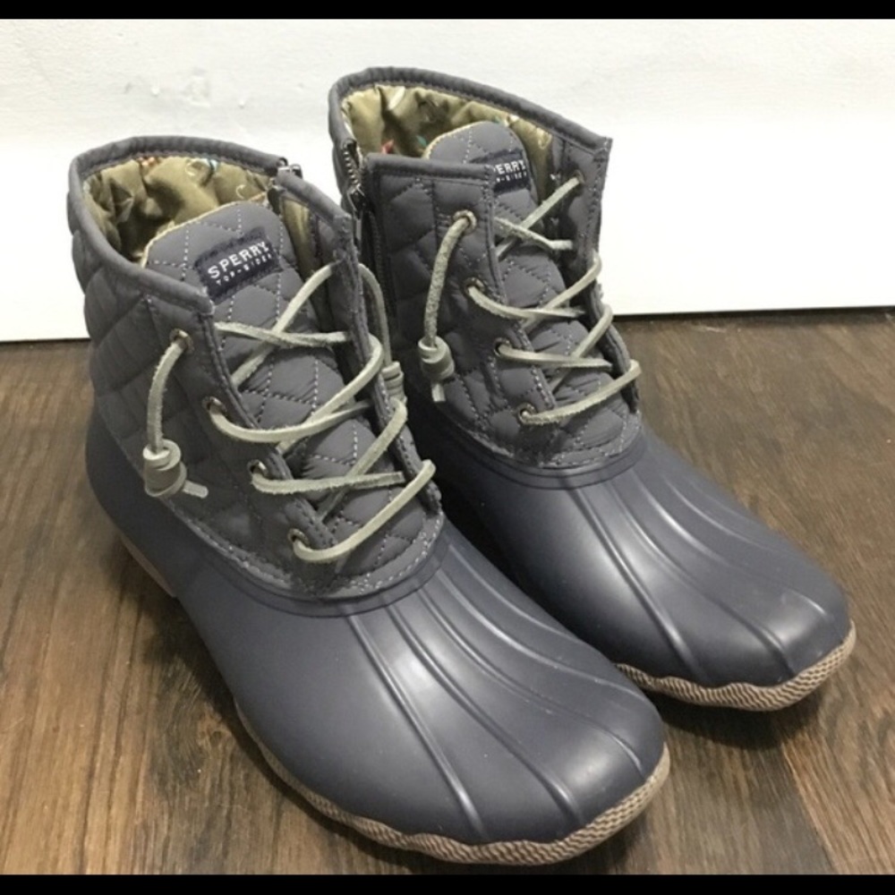 Women’s Sperry duck boots